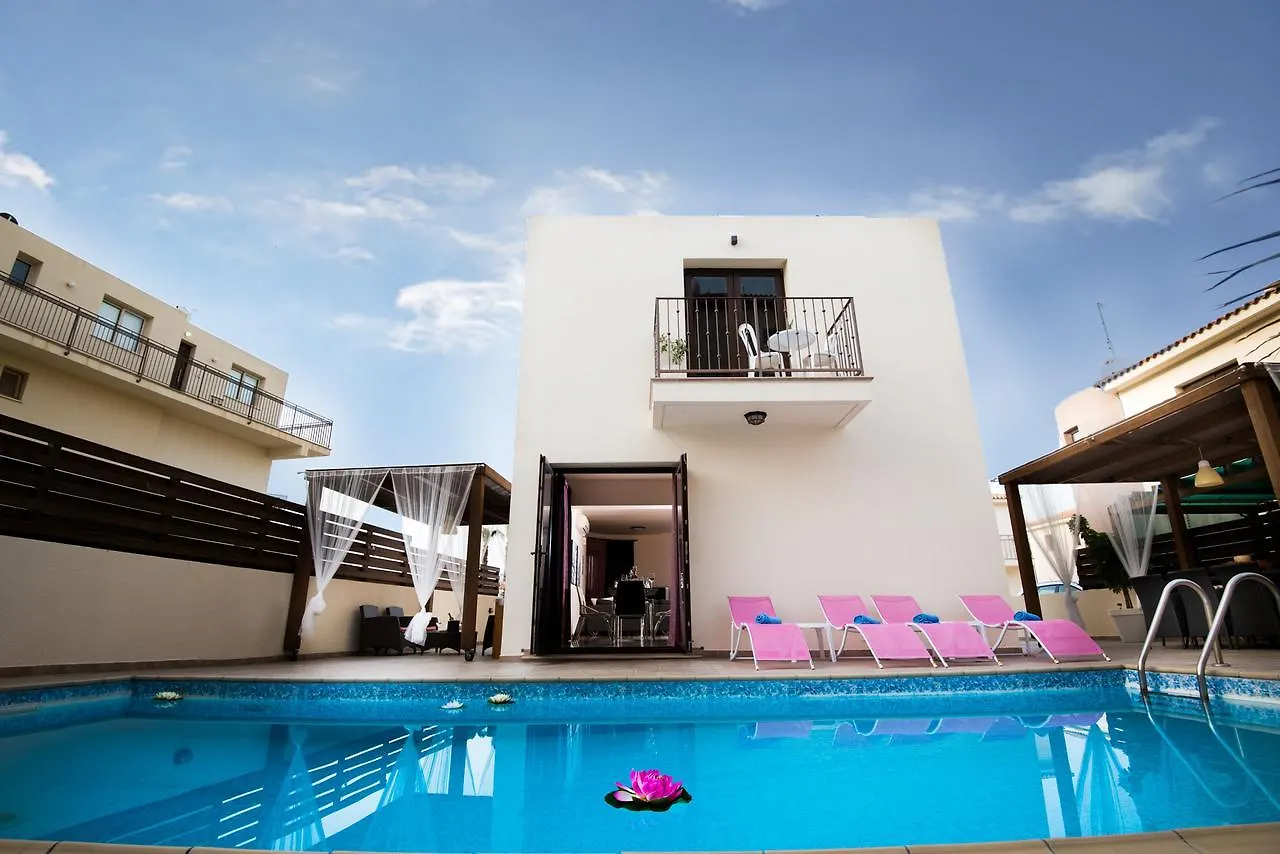 Luxury Villa Regina بروتاراس