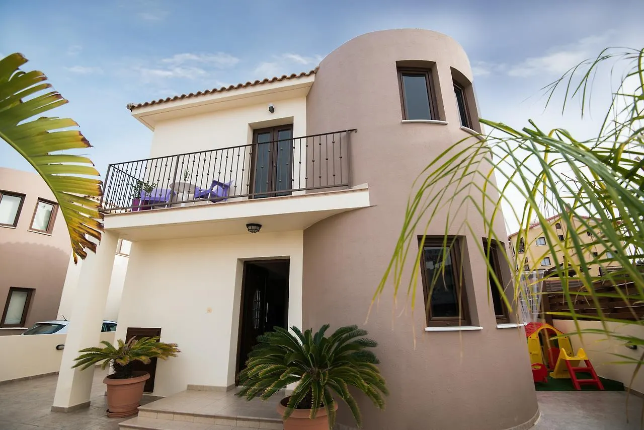 Luxury Villa Regina